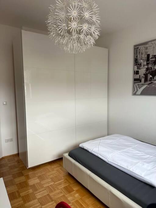 Freundliche Wohnung Naehe Weinstrasse Fuer 5 Personen Wagna Buitenkant foto