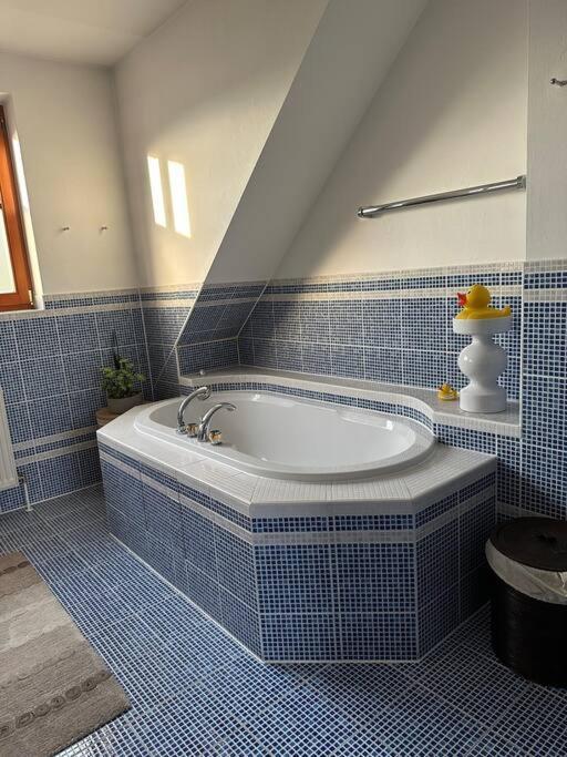 Freundliche Wohnung Naehe Weinstrasse Fuer 5 Personen Wagna Buitenkant foto